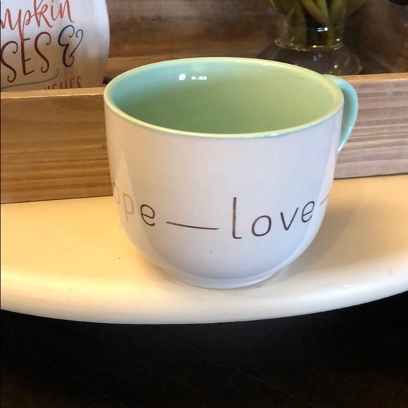 CLEARANCE❗️FAITH HOPE LOVE Wrapped Mug - Picture 2 of 7